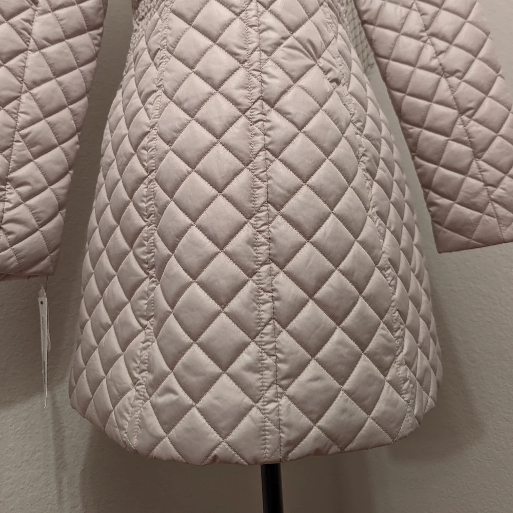 Via Spiga Women's Diamond Quilted Mid-Length Winter Jacket with Attached Hood - Picture 7 of 11